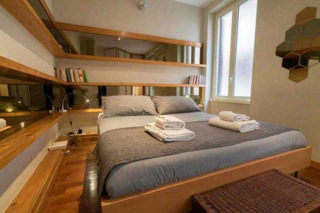Apartamento Il Velarium Del Colosseo Roma Exterior foto